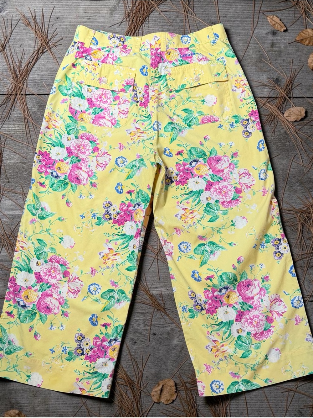 Lauren Ralph Lauren Vintage Yellow Floral Cropped Pants size 8 - Picture 4 of 12